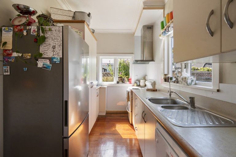 Photo of property in 180 College Street, Awapuni, Palmerston North, 4412