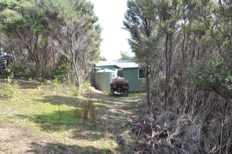 Photo of property in 11 Edith Ridge Road, Kawau Island, 0920