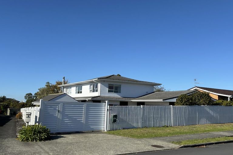 Photo of property in 10 Wiseley Road, Hobsonville, Auckland, 0618