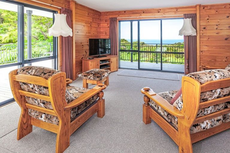Photo of property in 595 Boat Harbour Road, Whenuakite, Whitianga, 3591