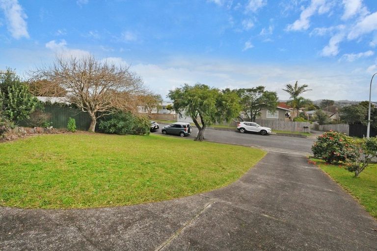 Photo of property in 28 Grassways Avenue, Pakuranga, Auckland, 2010