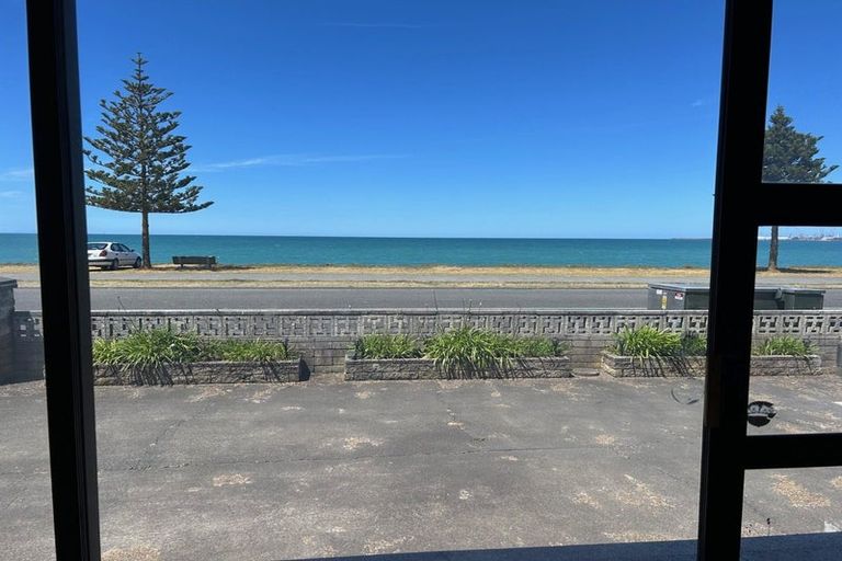 Photo of property in 1/80 The Esplanade, Westshore, Napier, 4110