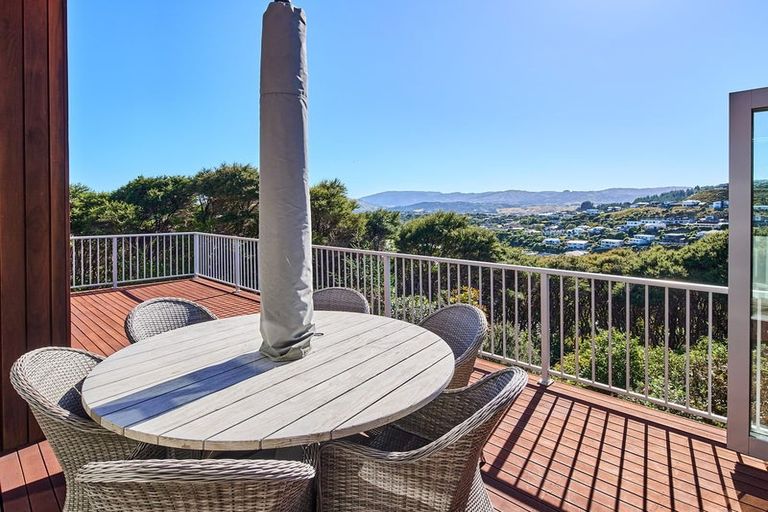 Photo of property in 53 Exploration Way, Whitby, Porirua, 5024