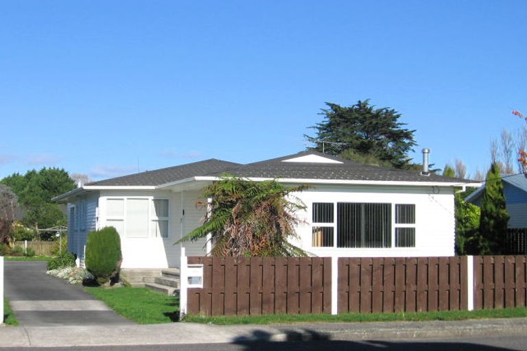 Photo of property in 24b Bell Street, Otaki, 5512