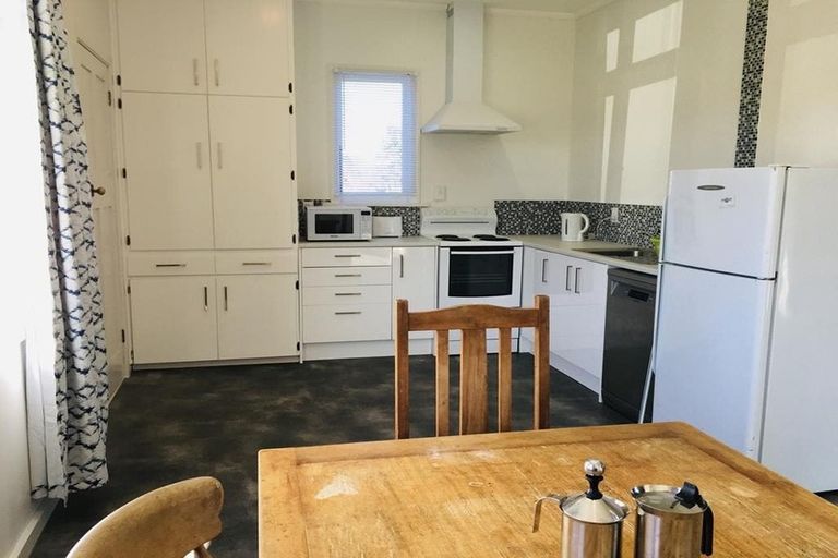 Photo of property in 28 The Loop, Meeanee, Napier, 4110