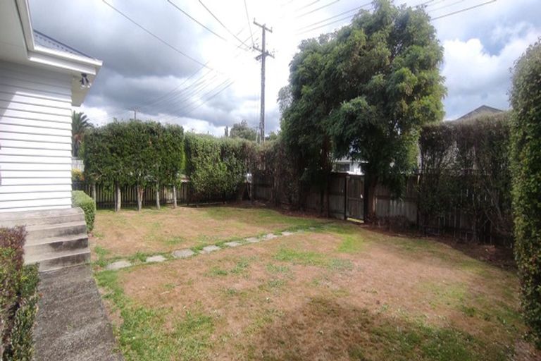 Photo of property in 41a Alma Crescent, Papakura, 2110