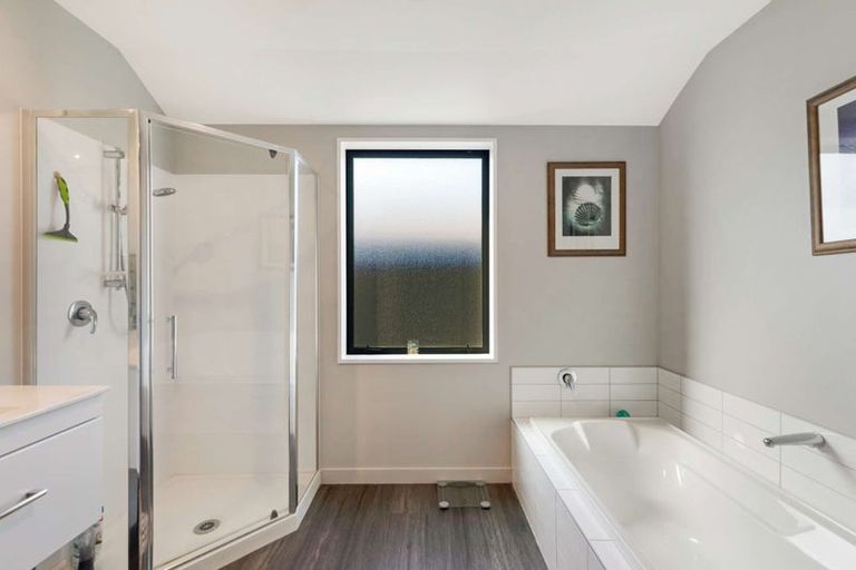 Photo of property in 12 Waimarie Street, Pegasus, 7612