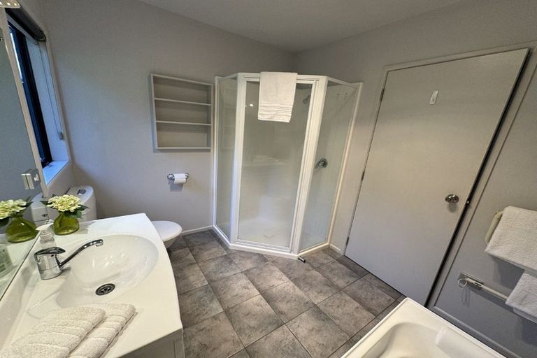 Photo of property in 48 Lucknow Road, Havelock North, 4130