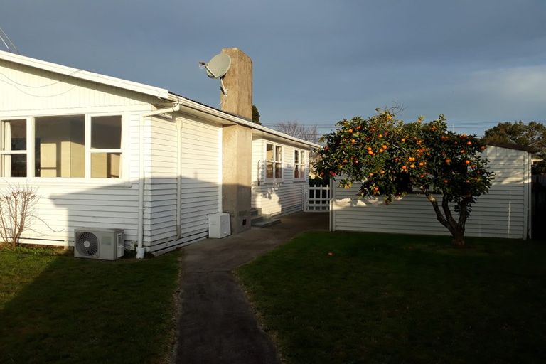 Photo of property in 35 Sheridan Street, Silverdale, Hamilton, 3216