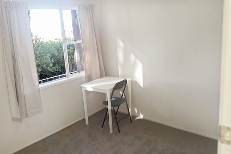 Photo of property in 8/16 Rutland Road, Stanley Point, Auckland, 0624