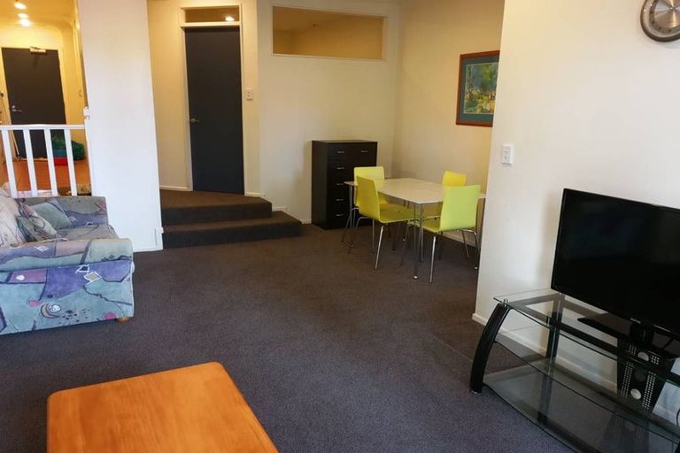 Photo of property in Terrace Garden Apartments, 3e/120 The Terrace, Wellington Central, Wellington, 6011