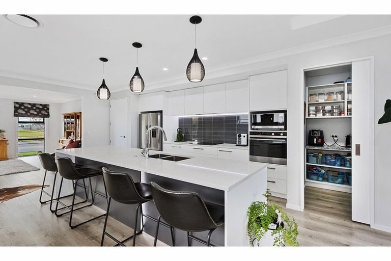 Photo of property in 35 Ishwar Ganda Boulevard, Halswell, Christchurch, 8025