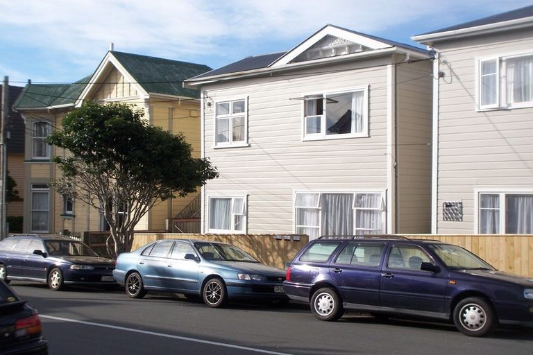 Photo of property in 73 Ellice Street, Mount Victoria, Wellington, 6011