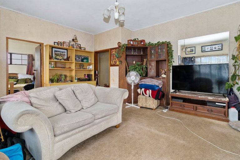 Photo of property in 1 Harris Street, Huntly, 3700