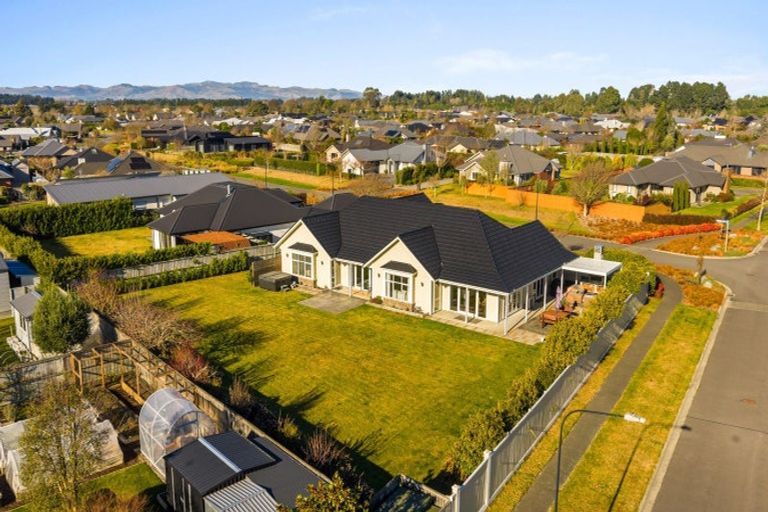 Photo of property in 28 Elizabeth Allen Drive, West Melton, 7618