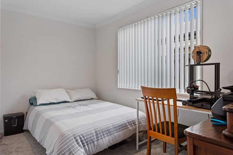 Photo of property in 3 Pounamu Place, Pegasus, 7612