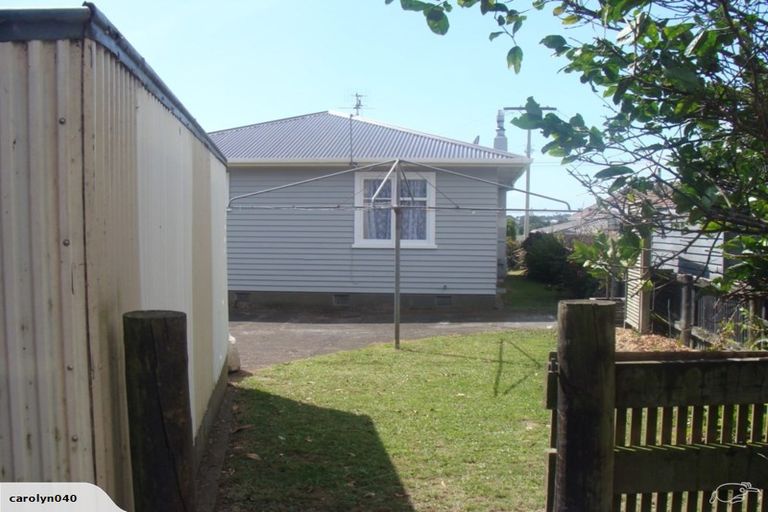 Photo of property in 5 Watene Crescent, Waitara, 4320