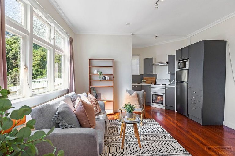 Photo of property in 51 Farnham Street, Mornington, Wellington, 6021