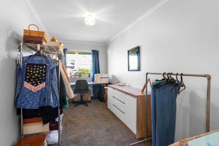 Photo of property in 150 Royal Park Drive, Parklands, Christchurch, 8083