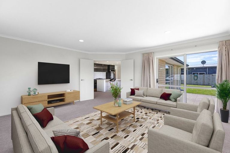 Photo of property in 11 Rawiri Drive, Bell Block, New Plymouth, 4312