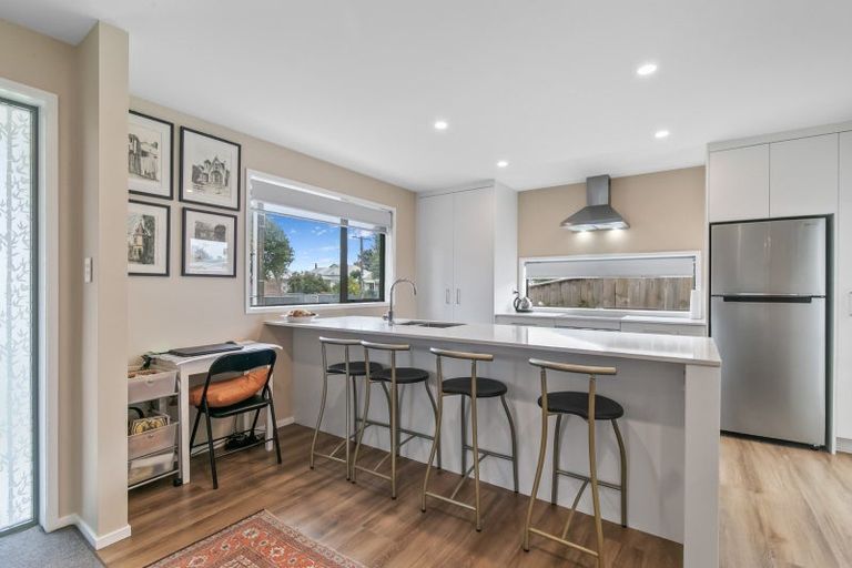 Photo of property in 30 Duke Street, Levin, 5510