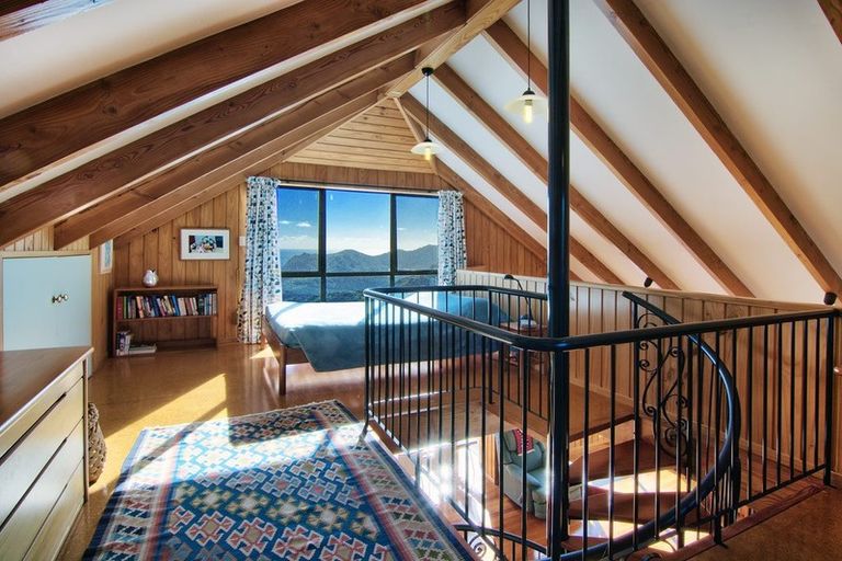 Photo of property in 126 Lone Kauri Road, Karekare, Auckland, 0772