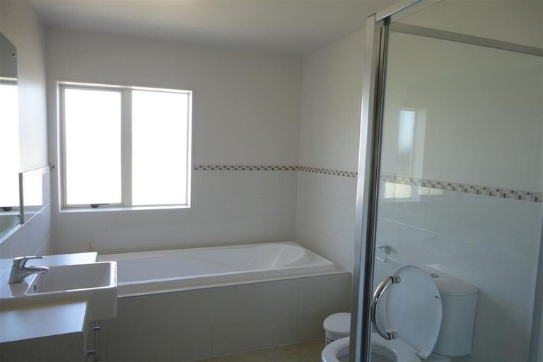 Photo of property in 7 Bendemeer Place, Flat Bush, Auckland, 2016