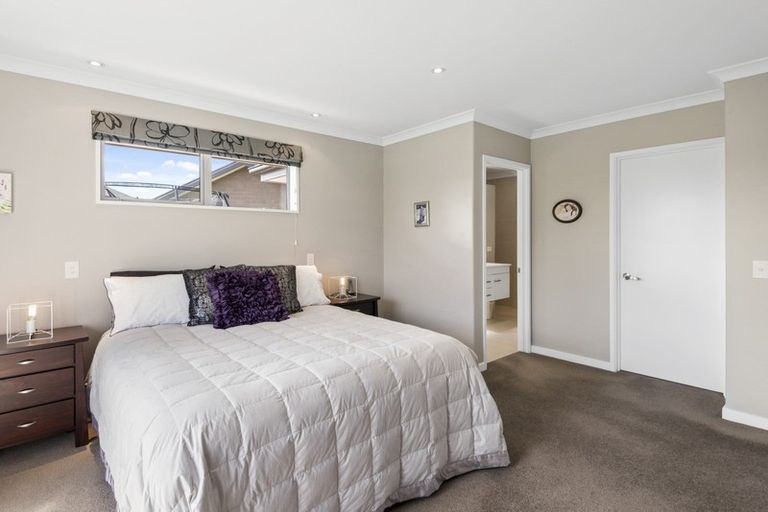 Photo of property in 5 Bennington Way, Wigram, Christchurch, 8042