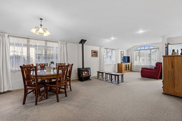 Photo of property in Orange Grove Village, 2/22 Pyes Pa Road, Pyes Pa, Tauranga, 3112