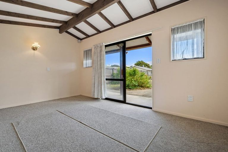 Photo of property in 19 Gainsborough Street, Hoon Hay, Christchurch, 8025