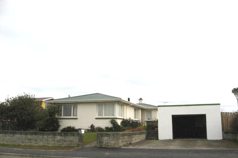 Photo of property in 243 Conyers Street, Strathern, Invercargill, 9812