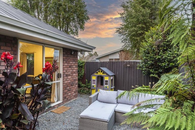 Photo of property in 3/41b Laurence Street, Waltham, Christchurch, 8011