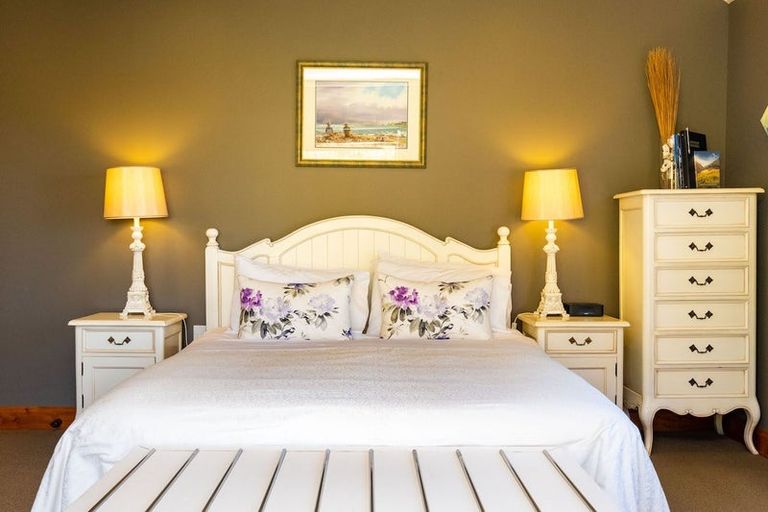 Photo of property in Beckenridge Lodge, 1 Breckenridge Lane, Puketapu, Napier, 4183