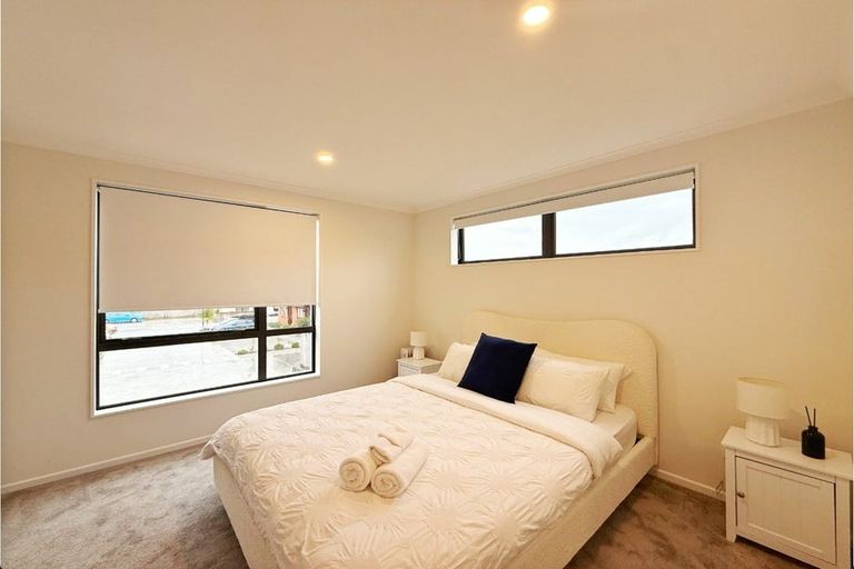Photo of property in 1/29 Normandy Place, Henderson, Auckland, 0610