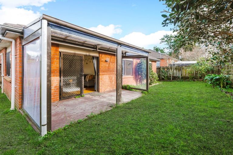 Photo of property in 10d Evans Road, Weymouth, Auckland, 2103