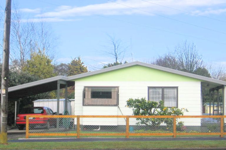 Photo of property in 4 Odette Street, Bader, Hamilton, 3206