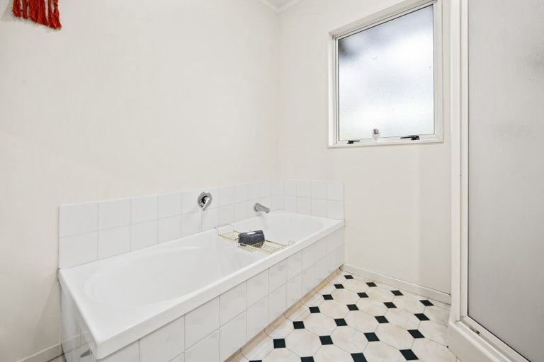 Photo of property in 45 Carillon Place, Massey, Auckland, 0614