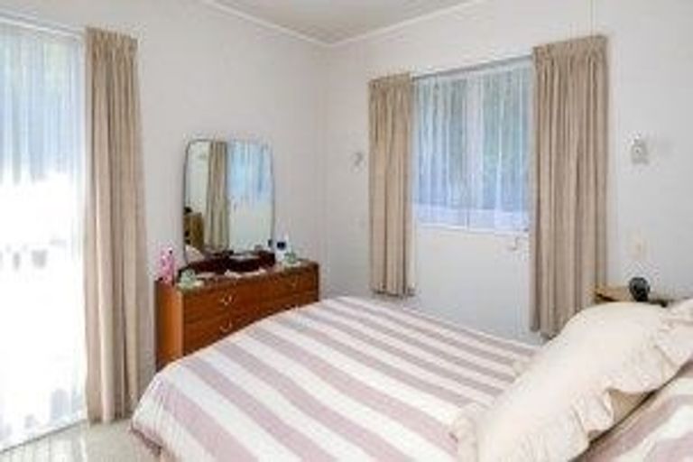 Photo of property in 71b Raumati Road, Raumati Beach, Paraparaumu, 5032