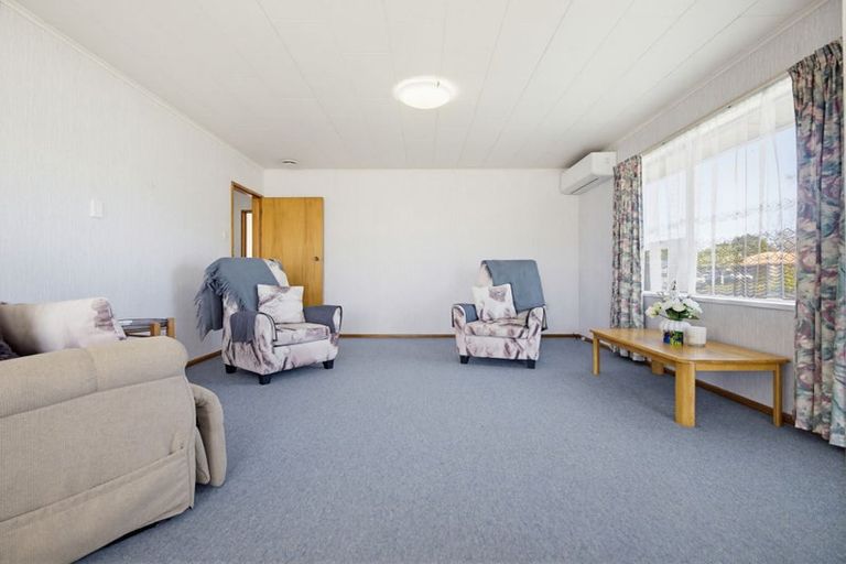 Photo of property in 22 Howden Road, Fairfield, Hamilton, 3214