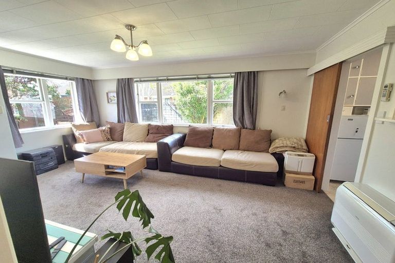 Photo of property in 4/11 Sutherland Avenue, Silverstream, Upper Hutt, 5019
