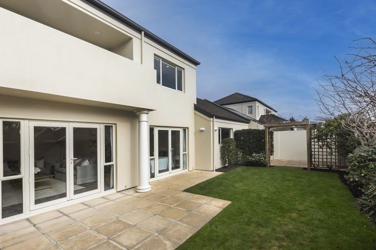 Photo of property in 230a Lake Terrace Road, Shirley, Christchurch, 8061