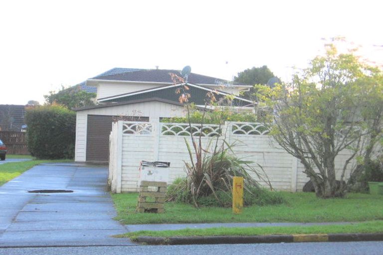 Photo of property in 1/14 Butley Drive, Farm Cove, Auckland, 2012