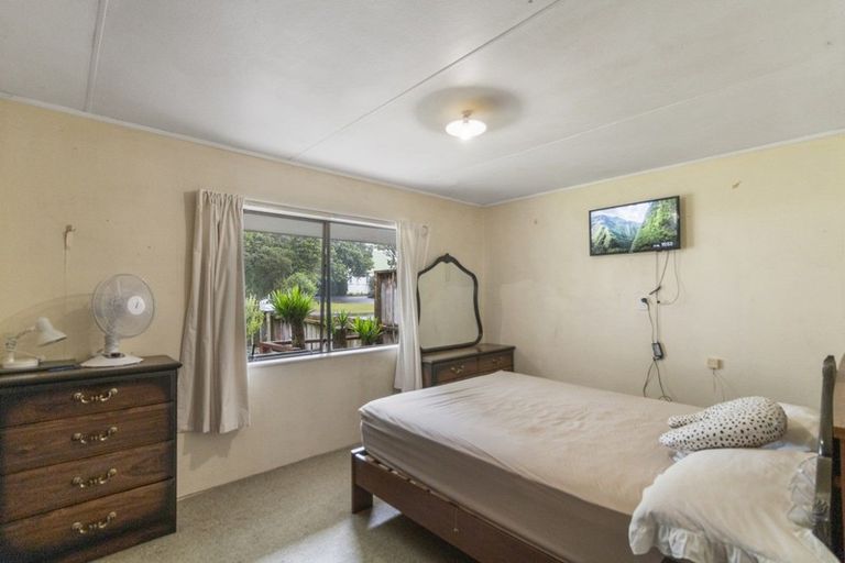 Photo of property in 22a Beach Road, Katikati, 3129