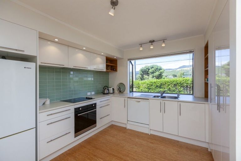 Photo of property in 44 Dale Road, Raumati South, Paraparaumu, 5032
