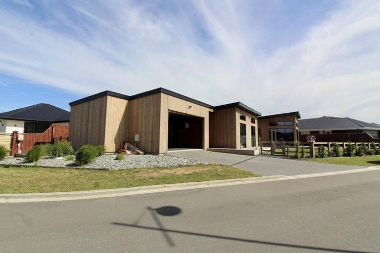 Photo of property in 18 Helicon Street, Pegasus, 7612