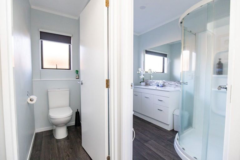 Photo of property in 9a Walton Place, Ngatea, 3503