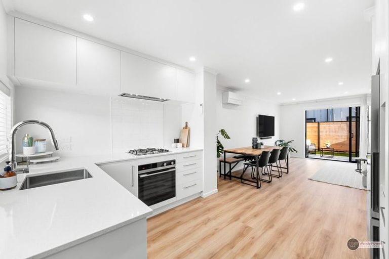 Photo of property in 3 Reid Lane, Wallaceville, Upper Hutt, 5018