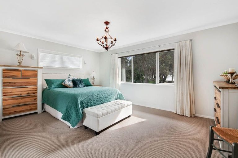 Photo of property in 2c Puriri Avenue, Orewa, 0931