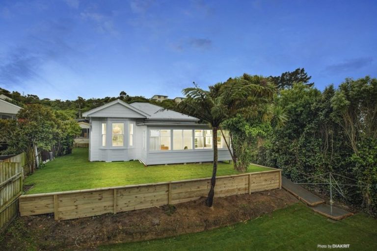 Photo of property in 75 Ironside Road, Johnsonville, Wellington, 6037
