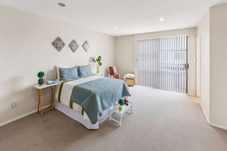 Photo of property in 172 Porchester Road, Takanini, 2112